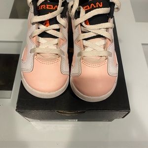 Kids Jordan Retro sz 9